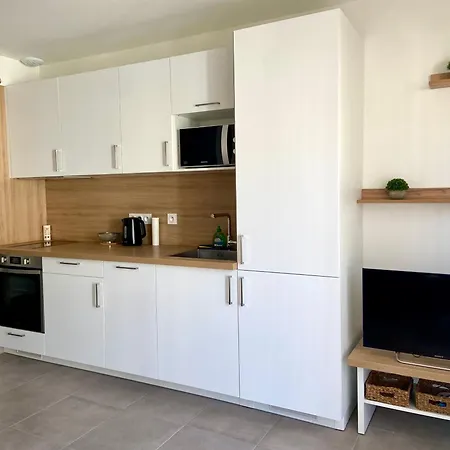 T2 Avec Terrasse-corte Apartmán *